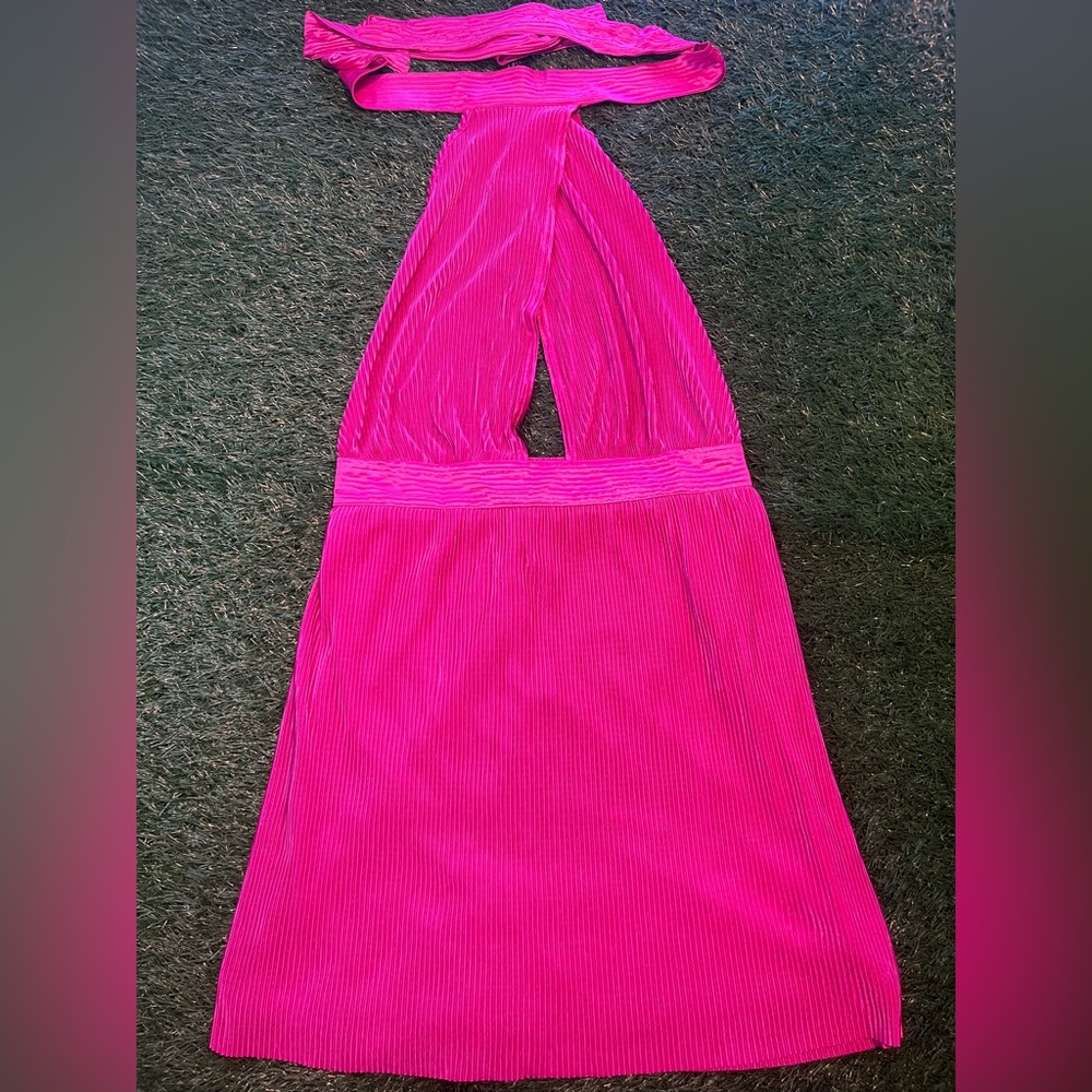 Sincerely Jules Fuscia dress. Size medium.